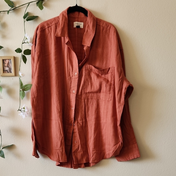 American Eagle Outfitters Tops - AE - NWOT Rust-Coral Perfect Button Up - L